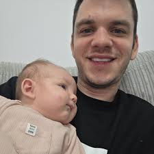 Can you battle or trade with Pokemon Shield players?