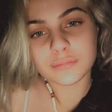 Lacey Cherry (@lacey980)