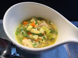 Blitz Huhnersuppe Von Sessm Chefkoch Rezept Huhnersuppe Suppen Und Eintopfe Suppe