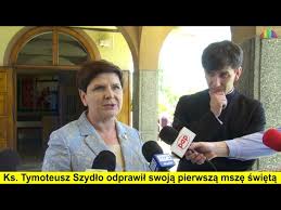 Ksiądz tymoteusz szydło wydał oświadczenie katolickiej agencji informacyjnej, w którym przyznał się, że nie udało mu się zażegnać kryzysu wiary. Ks Tymoteusz Szydlo Odprawil Swoja Pierwsza Msze Swieta Youtube