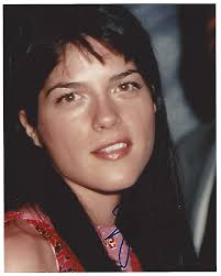 Actress selma blair has used instagram to reveal she is suffering from multiple sclerosis. Selma Blair Films Include Hellboy Legally Blonde And The Fog Signed 8x10 Color Photo