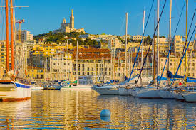 With karen strassman, anne yatco, gérard depardieu, benoît magimel. Marseille Entdeckt Die Charmante Hafenstadt Urlaubsguru De