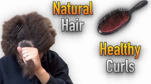 However, this brush is not good for those with thin, short, or oily hair, and it might create static. 6 Boar Bristle Brush Benefits How To Use A Boar Brush