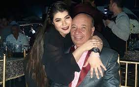 Luis Alberto Posada compartió orgulloso el nuevo estreno musical de su hija  Nathaly Posada quien le sigue los pasos en la música popular - Infobae