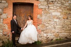 Novios En Un Magico Pueblo Real Del Monte Hidalgo Mexico Inspiracion Para Boda Bodas Novios