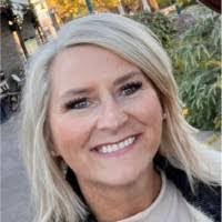 Janie Hardy's Instagram, Twitter & Facebook