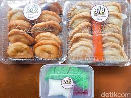 90 Cemilan Cepuluh Jajan Jalangkote Dan Panada Yang Gurih Pedas