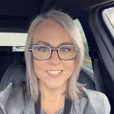 Paula Jamieson's Instagram, Twitter & Facebook