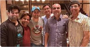 1 2020 cast varun dhawan as raju: Coolie No 1 Many Big Celebs Of Bollywood Will Be Seen Opposite Varun Dhawan And Sara Ali Khan In The Film Coolie No 1