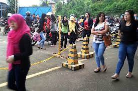 Lihat juga info lowongan dari pt bangun cileungsi indah dengan total 0 lowongan. Puluhan Orang Tertipu Calo Tenaga Kerja Metropolitan Id