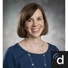 Elizabeth Oman's Instagram, Twitter & Facebook