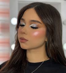 Mucho brillo✨🩵 Maquillaje realizado para mi demostración en el curso  “Maquillaje profesional “🩵🩵🩵 . . Agenda tu cita con anticipación ✓.  @danielacorralesmakeup 6674891481📲 . . . #makeup #makeupideas  #makeupinspiracion #makeupartist ...