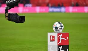 Live ergebnisse, endresultate, bundesliga zwischenstände und match details mit match statistiken, aufstellungen und video highlights. Bundesliga 27 Spieltag So Lauft Die Ubertragung