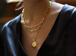 Lucy Williams Flat Curb Chain Necklace In 2021 Chunky Gold Jewelry Fashion Jewelry Fashion Necklace