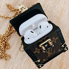 Louis Vuitton Has A Miniature Suitcase For Apple Airpods And It Looks Super Cool Shouts Cute Ipod Cases Earbuds Case Earphone Case