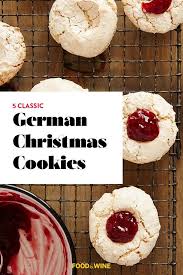 Celebrate the season with a batch of classic christmas cookies. 5 Classic German Christmas Cookies In 2020 Austrian Recipes Xmas Desserts German Christmas Cookies