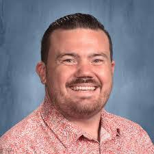 Jennifer Kral's Instagram, Twitter & Facebook