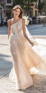 Check spelling or type a new query. Kuangqianwei Hochzeitskleid Aus Spitze Brautkleid Armellose Tull Brautkleid Grosse Und Farbe Hochzeitskleid In Weiss Color Marfil Talla Eeuu 18 W Amazon De Bekleidung
