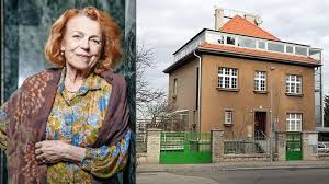 Iva janžurová je populárna česká herečka. Xrr69dktjkkixm