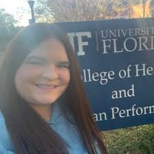 Julia Ramirez (@ra16julia)