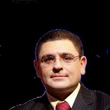 Lee Samuel's Instagram, Twitter & Facebook