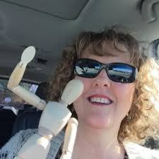 Linda Foxwell's Instagram, Twitter & Facebook