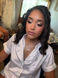 Any makeup artist in Augusta ? My sis needs her face beat and lashes for  her bday February 6th 2025….. Tap in Queens/Kings