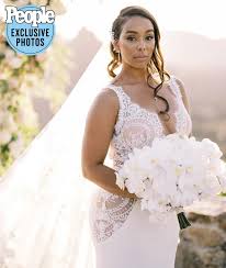 Maybe you would like to learn more about one of these? Derek Fisher And Gloria Govan Are Married Couple Ties The Knot After Pandemic Delayed Wedding