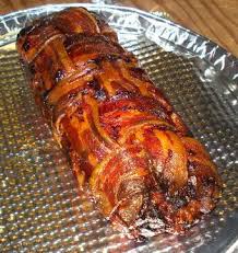 Bacon Explosion Oven Method Someone Brought This To One Of Our Tailgate Parties It Was A Big Success Bacon Explosion Smoked Food Recipes Cooking Recipes