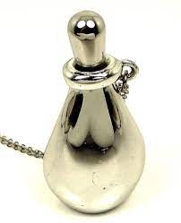 Vogue, december 1977 (my photo) 1970s Vintage Elsa Peretti For Halston Silver Glass Perfume Bottle Necklace Rare Elsaperettiforhalston P Bottle Necklace Glass Perfume Bottle Perfume Bottles