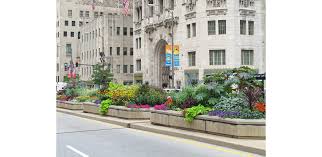 On the street of west jackson boulevard and street number is 141. Michigan Avenue Streetscape 20 Years Of Magnificent Mile Blooms 2016 Asla Professional Awards