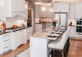 Inspiring Interiors By Deb Woodland Cabinetry In 2020 Kitchen Interior Kitchen Design Classic Kitchens