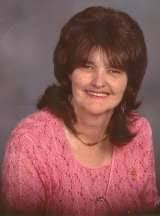 Mary Yearout's Instagram, Twitter & Facebook