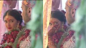 We have now placed twitpic in an archived state. Dulha Dulhan Ki Masti Bride S This Gesture Leaves Groom In Splits Watch Viral Video