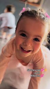 Momentitos de Amor y Cariño. 🥰🥰🥰🥰🥰 Pucha que nos cuesta arrancar de  Santiago pero hoy lo hicimos. 😅🥰🤣 Acompañando a @nicortm en el Padel.  🏸🏸 #FAMILIA 🥰 Papa Nico. 🥰 Lukitas🥰 Laurita 🥰 #arrancadita  #paseosporlaplaya