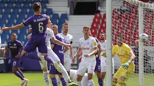 Die franken gewannen beim vfl osnabrück trotz zwischenzeitlichen rückstands mit 3:2 (0:1) und die zuvor fünfmal in folge siegreichen störche unterlagen angstgegner vfl osnabrück zu hause mit. Vfl Osnabruck Sichert Sich Mit Sieg Gegen Holstein Kiel Den Klassenerhalt