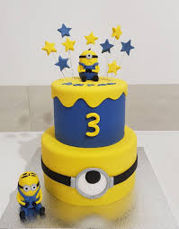 Gateau Minions Jaunes Film Moi Moche Et Mechant Gateau Anniversaire Enfant Gateau Minions Gateau Anniversaire Enfant Gateau Anniversaire Minion