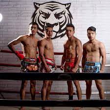 This intimate portrait reveals the rituals and pressures in bangkok's boxing culture that have shaped our boxer and that cause him mounting physical and psychological. Fighting Fit 6 Best Muay Thai Gyms In Kl