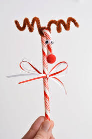 This super simple diy will make your tree extra special this year. 25 Candy Cane Crafts Diy Decorations With Candy Canes