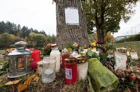 Zu lebenslanger haft verurteilt an einer 19 jahre alten und aus dem enzkreis stammenden studentin in freiburg hat der vom. Getotete Studentin In Freiburg Polizei Fasst Tatverdachtigen Baden Wurttemberg Stuttgarter Zeitung
