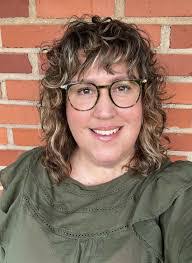 Kerry Rankin's Instagram, Twitter & Facebook