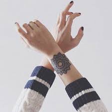 Avoir 11f6311771 first rate the best attitude 105 remarkable guardian. Tatouage Mandala Avant Bras On Craque Pour Un Tatouage Mandala Elle