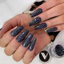 They are touted as a healthier option to acrylic nails, which have long been understood to be somewhat harsh on nails. 21 Trendy Dip Nail Designs You Will Love Stayglam