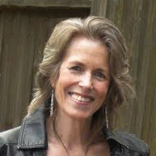 Nancy Aaron's Instagram, Twitter & Facebook