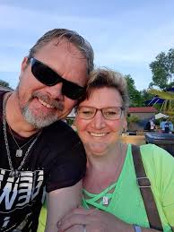 Get in️❗️ Tomorrow, stream EENIE MEANIE, a new film starring Samara Weaving  and Karl Glusman