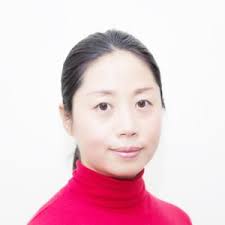 Amanda Zhou, Associate Salesperson