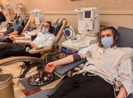 Even though blood appears red when you see it outside the to donate plasma, you have to be at least 18 years old and weigh at least 110 pounds. Orthodox Jews Organize To Donate Plasma By Thousands The Forward