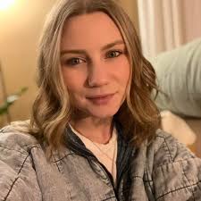 How to modify Disney Lightning Lane times at Walt Disney World?