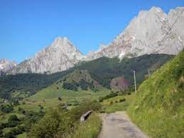 The proper education, ethics, standards, certification and fellowship lead to the ultimate goal of professionalism. The Aspe Valley Tourism Holiday Guide