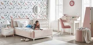 Tabii firmanın indirim ve kampanya dönemlerini takip ederseniz daha uygun fiyatlara mobilya satın alabilirsiniz. Bu Yilin Genc Odasi Takimlari Ve Fiyatlari 2021 Dekorcenneti Com